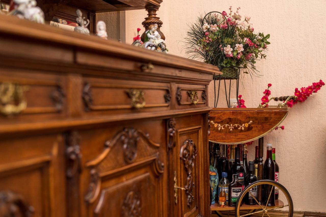 Lia'S Guest House Тбилиси Экстерьер фото