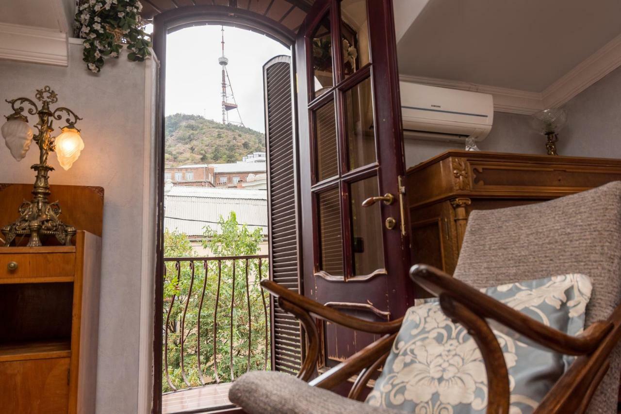 Lia'S Guest House Тбилиси Экстерьер фото